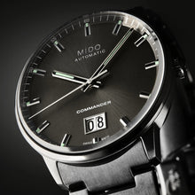 Load image into Gallery viewer, Mido Commander Big Date M021.626.33.061.00

