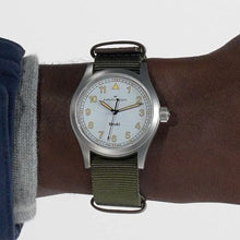 Load image into Gallery viewer, Khaki Field Quartz 38mm - H69401910
